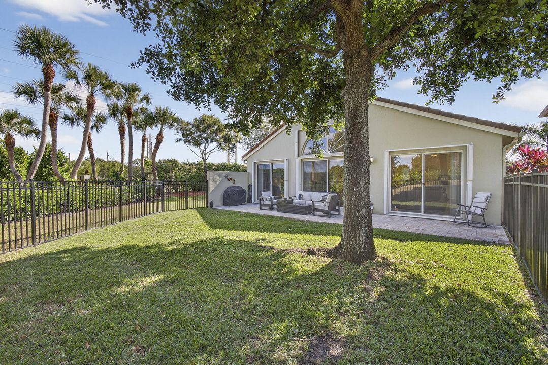 For Sale: $549,000 (3 beds, 2 baths, 1850 Square Feet)