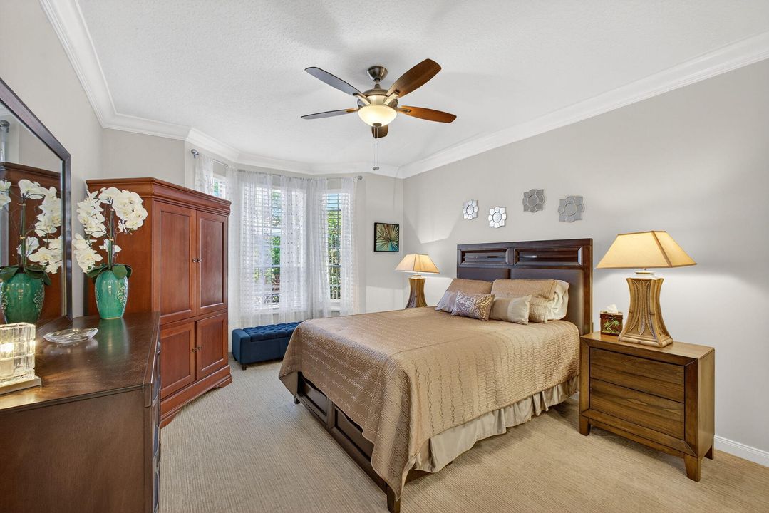 For Sale: $595,000 (2 beds, 2 baths, 1347 Square Feet)