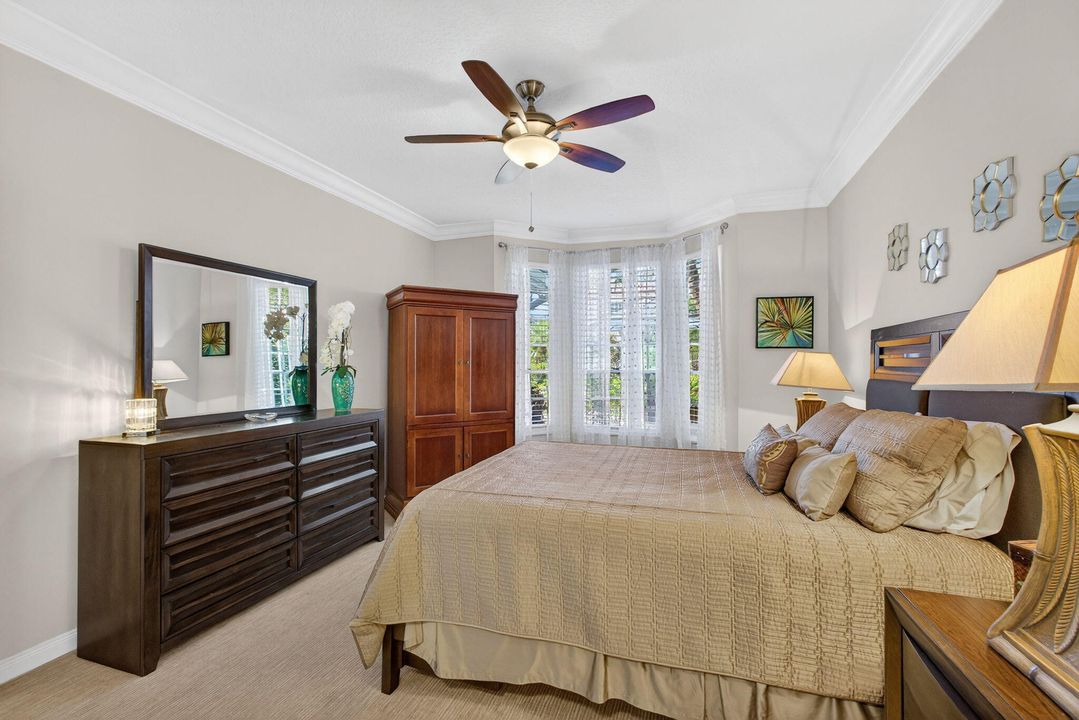 For Sale: $595,000 (2 beds, 2 baths, 1347 Square Feet)