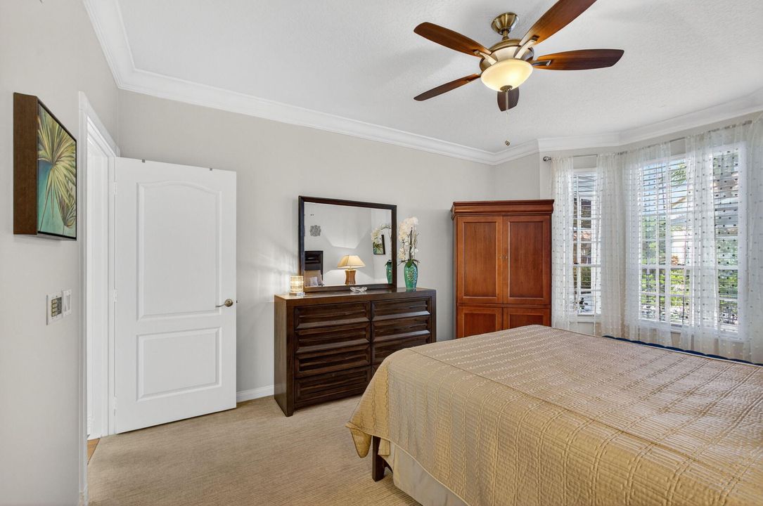 For Sale: $595,000 (2 beds, 2 baths, 1347 Square Feet)