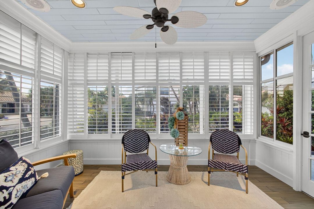 For Sale: $595,000 (2 beds, 2 baths, 1347 Square Feet)