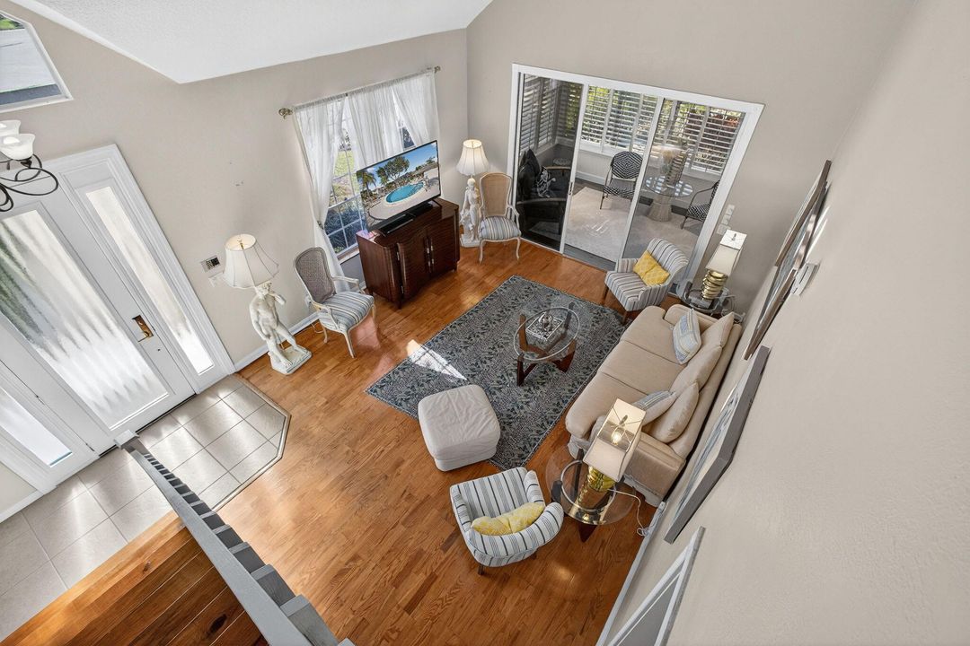 For Sale: $595,000 (2 beds, 2 baths, 1347 Square Feet)