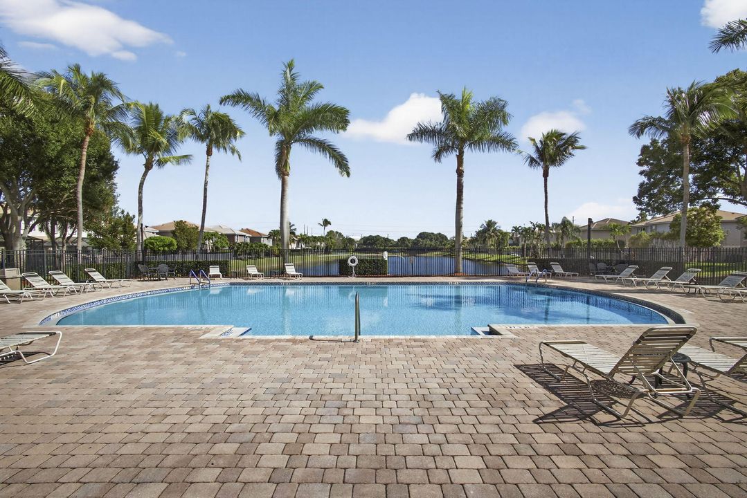 For Sale: $549,000 (3 beds, 2 baths, 1850 Square Feet)