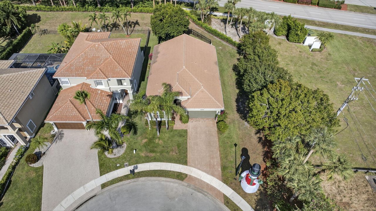 For Sale: $549,000 (3 beds, 2 baths, 1850 Square Feet)