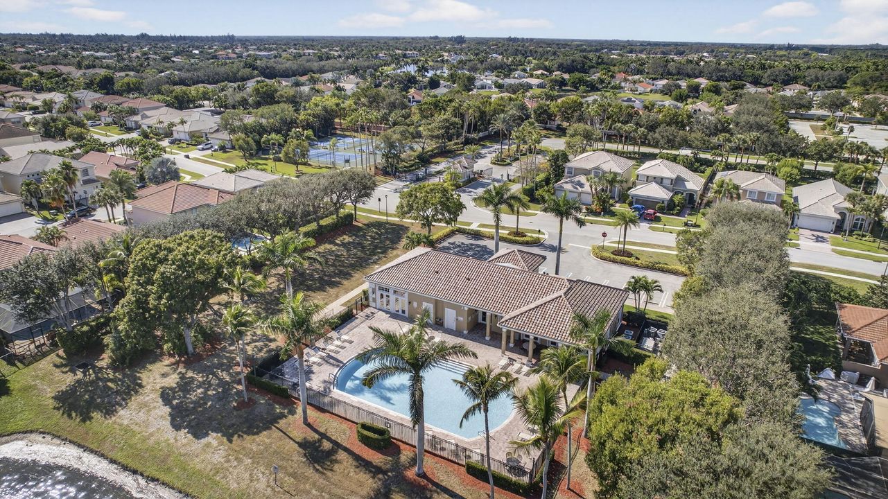 For Sale: $549,000 (3 beds, 2 baths, 1850 Square Feet)