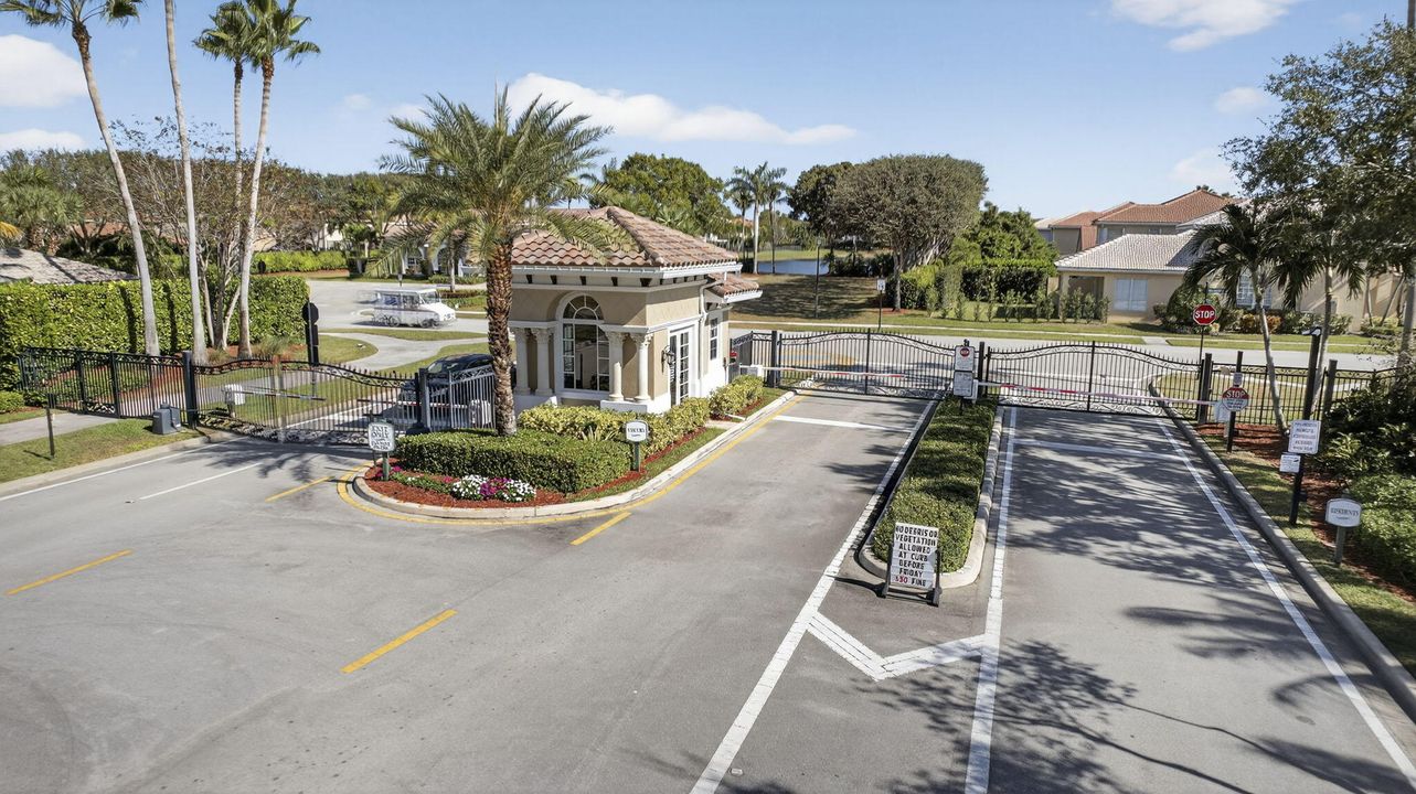 For Sale: $549,000 (3 beds, 2 baths, 1850 Square Feet)