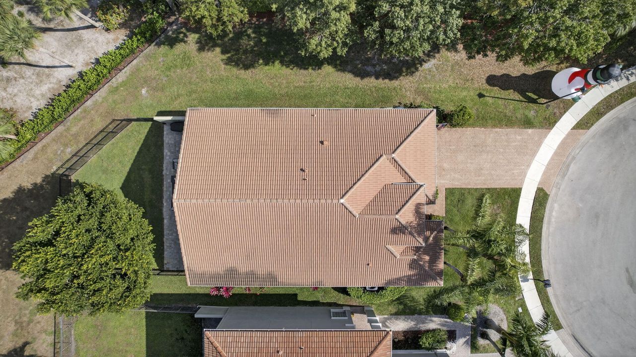 For Sale: $549,000 (3 beds, 2 baths, 1850 Square Feet)