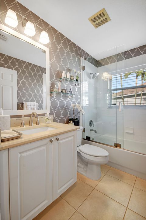 For Sale: $529,000 (3 beds, 2 baths, 1859 Square Feet)