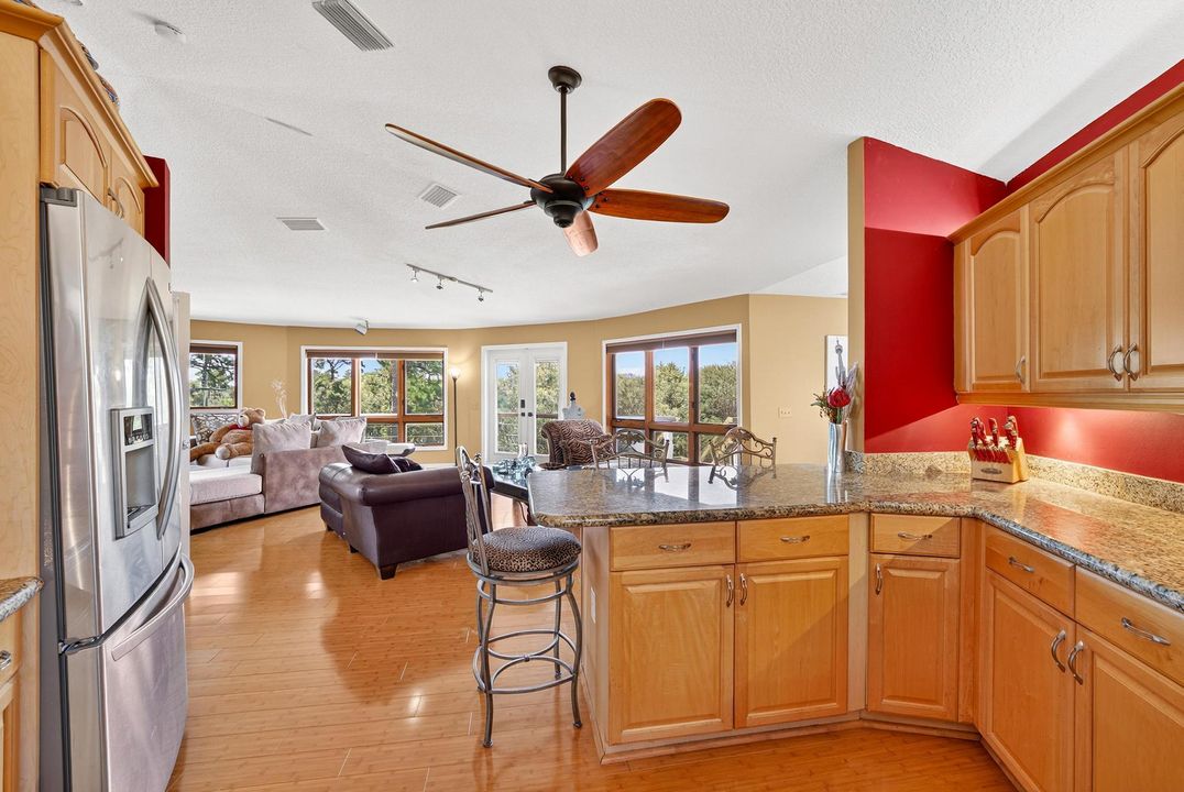 For Sale: $800,000 (3 beds, 2 baths, 2100 Square Feet)