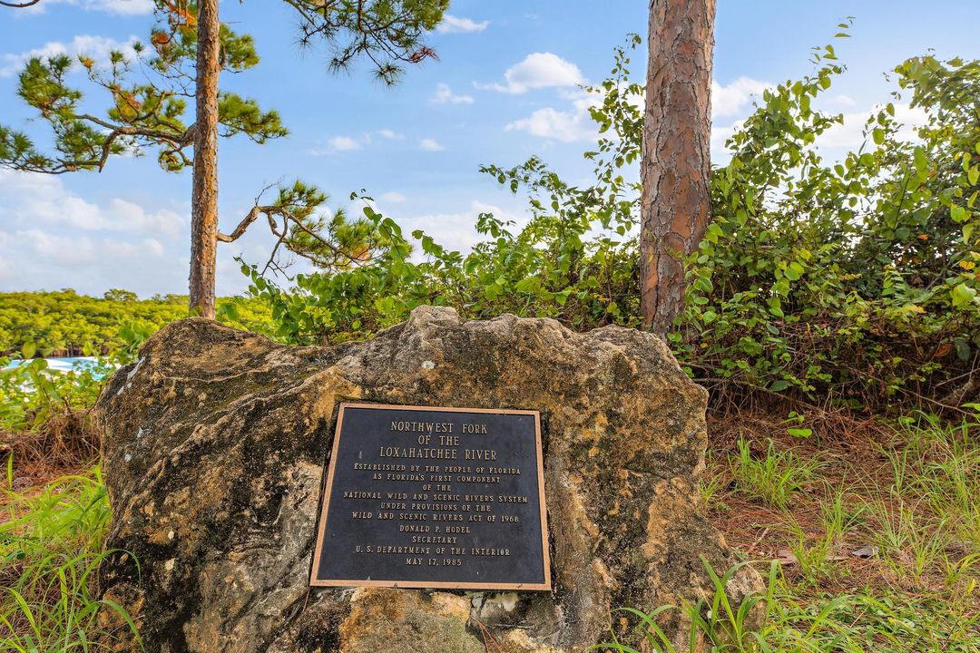 For Sale: $800,000 (3 beds, 2 baths, 2100 Square Feet)