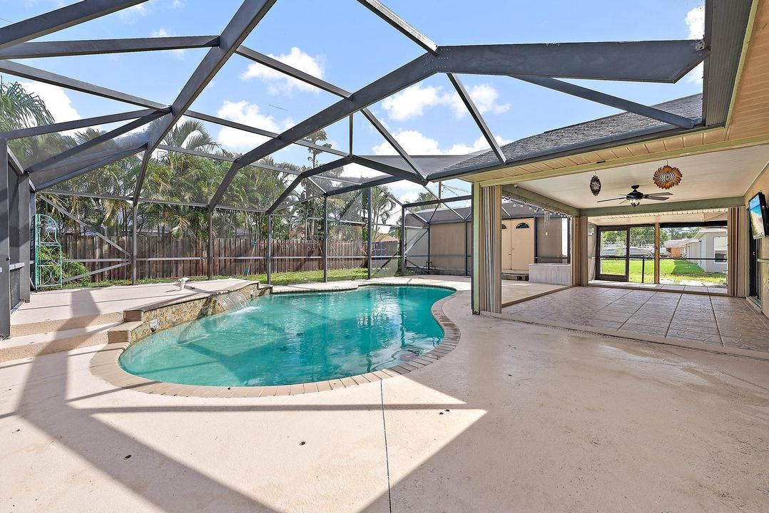 For Rent: $3,000 (3 beds, 2 baths, 1848 Square Feet)