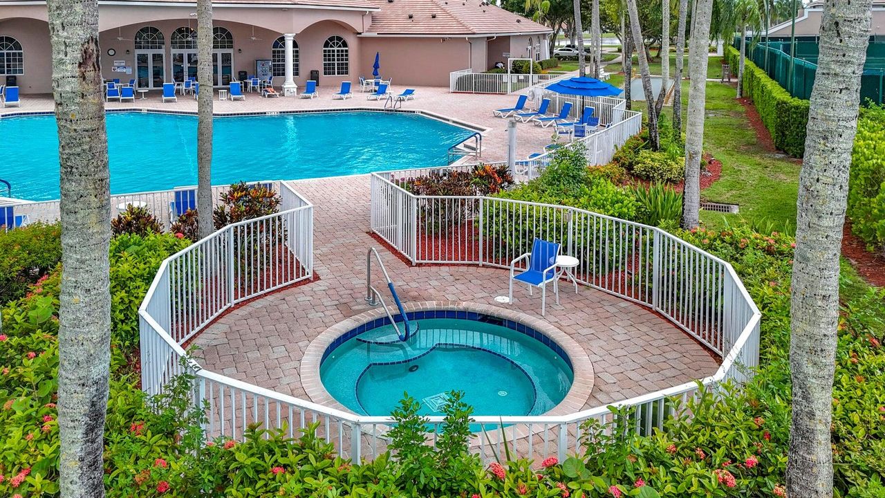 待售: $549,900 (3 贝兹, 2 浴室, 2023 平方英尺)