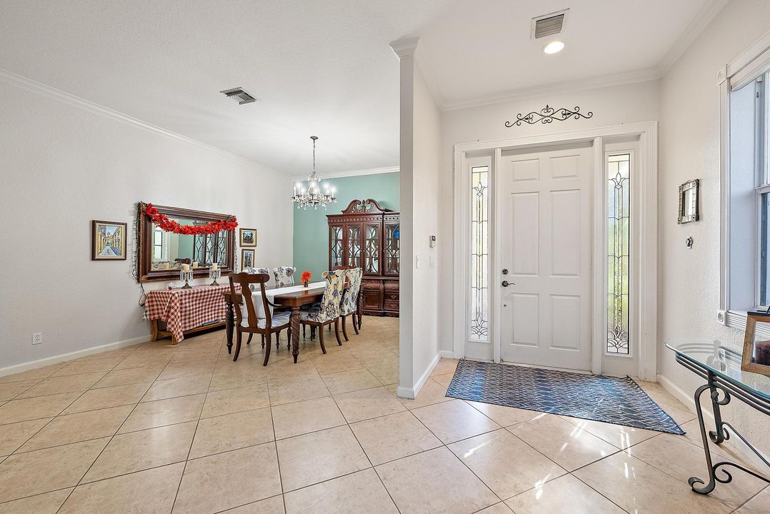 На продажу: $729,000 (5 спален, 4 ванн, 3380 Квадратных фут)