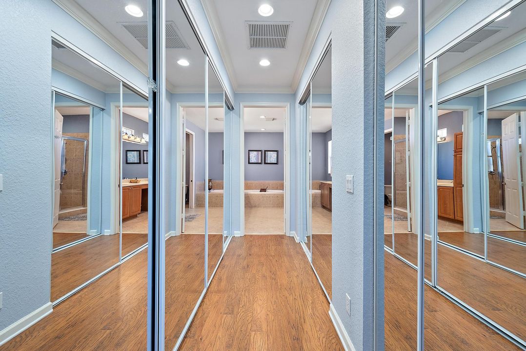 На продажу: $729,000 (5 спален, 4 ванн, 3380 Квадратных фут)