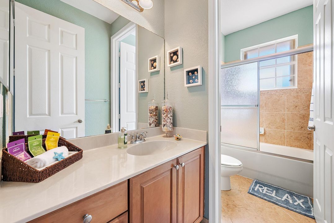 На продажу: $729,000 (5 спален, 4 ванн, 3380 Квадратных фут)