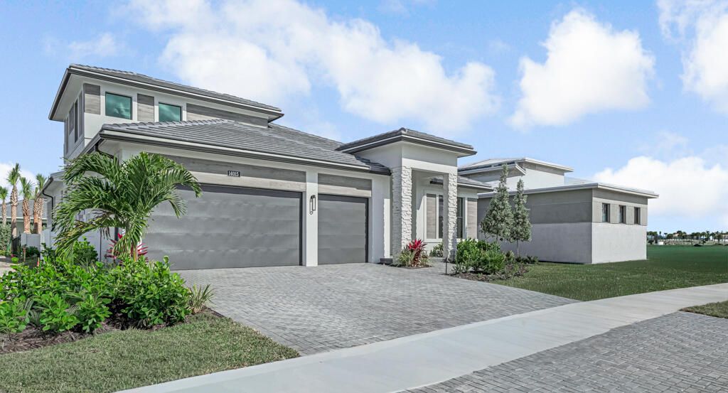 For Sale: $1,639,990 (3 beds, 4 baths, 2998 Square Feet)