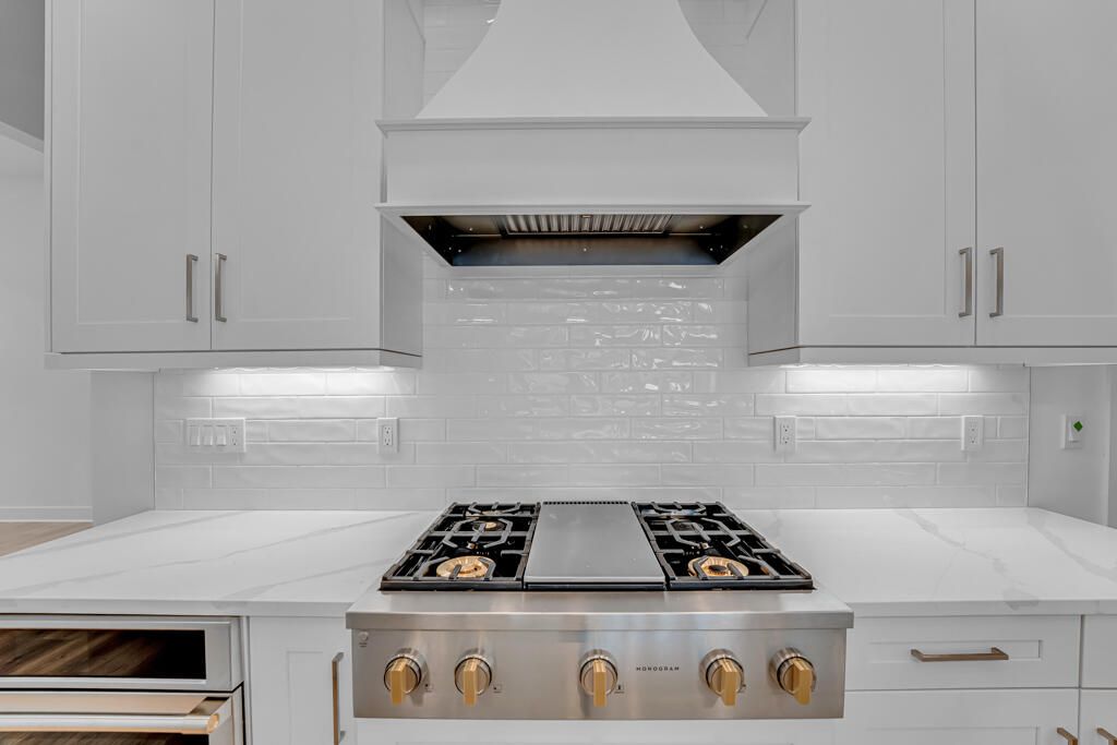 For Sale: $1,639,990 (3 beds, 4 baths, 2998 Square Feet)