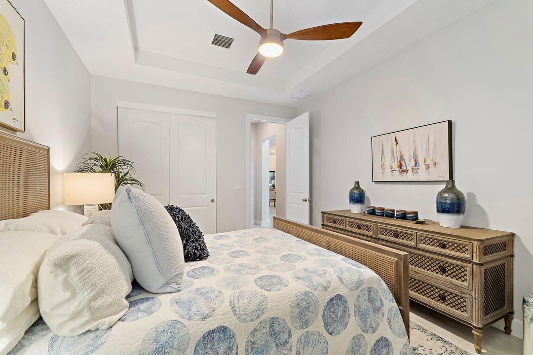 На продажу: $2,595,000 (4 спален, 4 ванн, 3919 Квадратных фут)