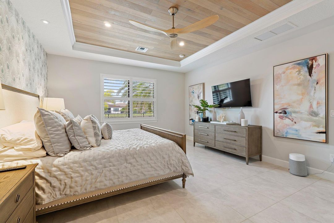 На продажу: $2,595,000 (4 спален, 4 ванн, 3919 Квадратных фут)