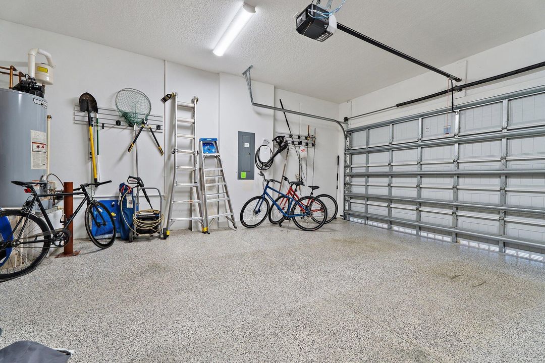 На продажу: $2,595,000 (4 спален, 4 ванн, 3919 Квадратных фут)