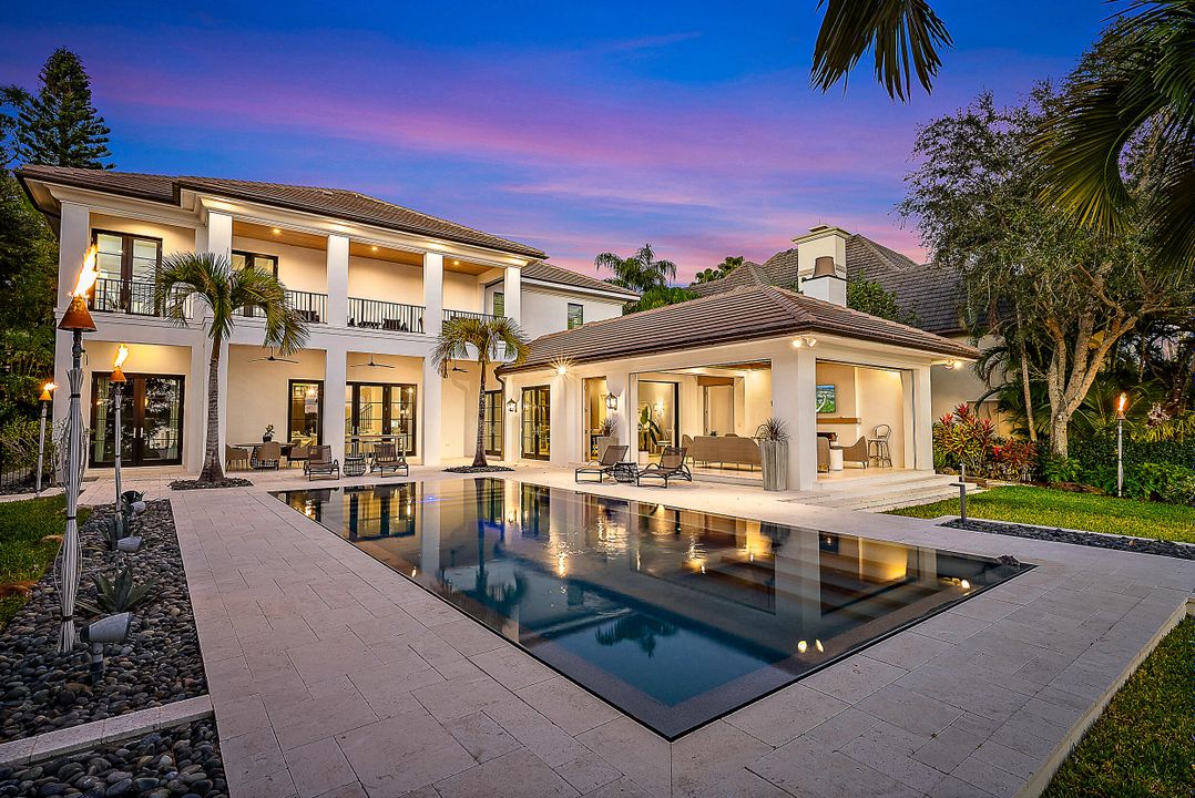 На продажу: $13,500,000 (6 спален, 5 ванн, 5600 Квадратных фут)
