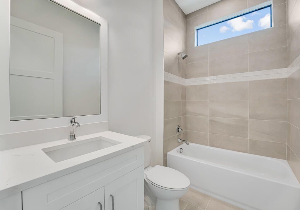 For Sale: $1,639,990 (3 beds, 4 baths, 2998 Square Feet)