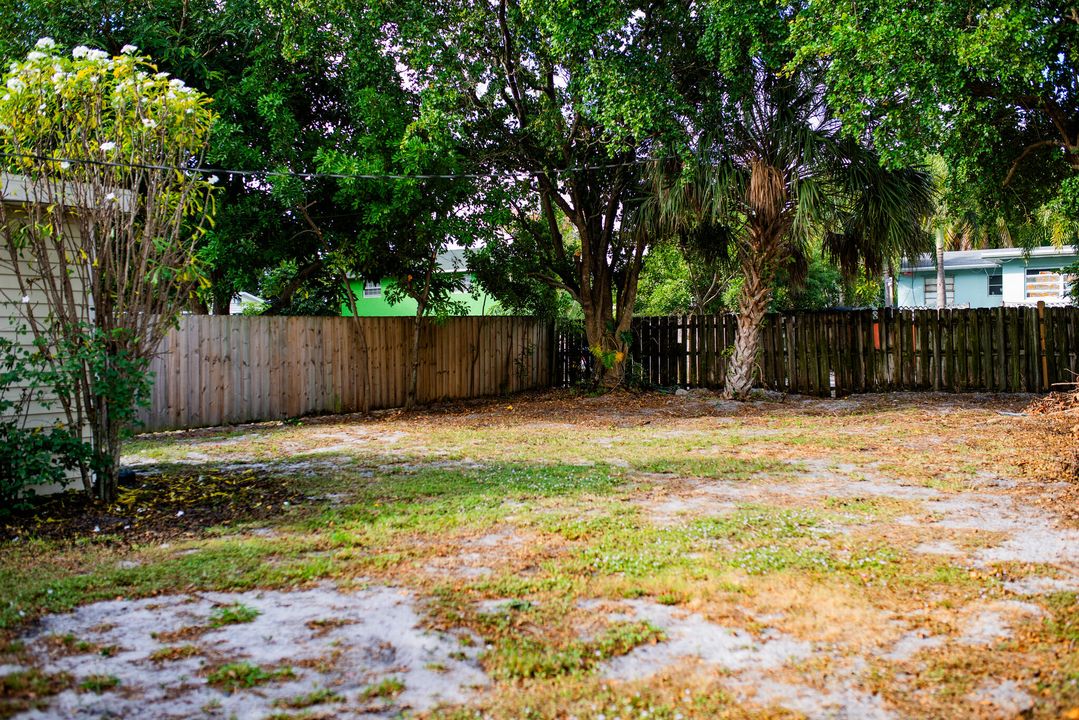 待售: $335,000 (2 贝兹, 1 浴室, 940 平方英尺)