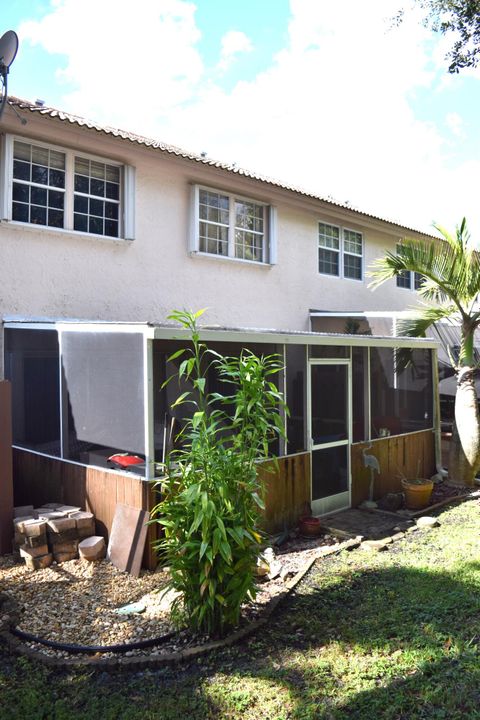 For Sale: $499,987 (3 beds, 2 baths, 1819 Square Feet)