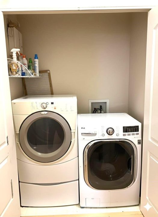 For Sale: $499,987 (3 beds, 2 baths, 1819 Square Feet)