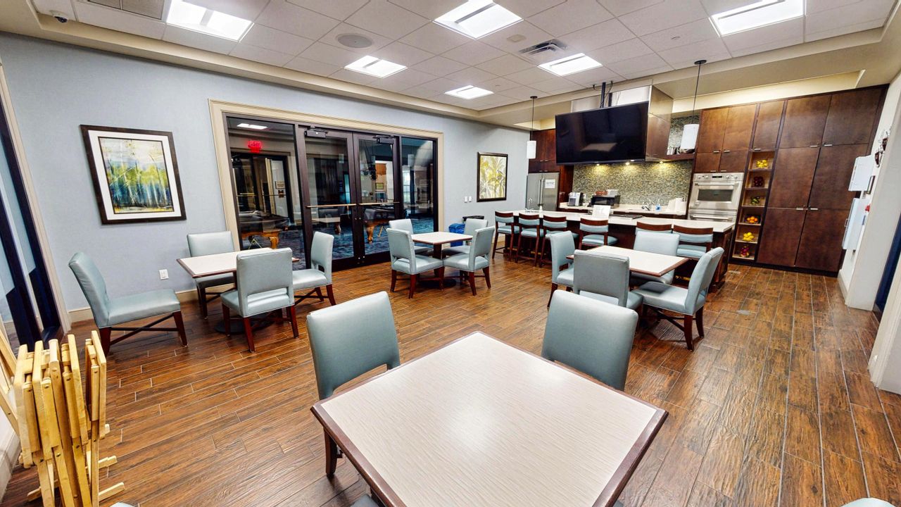 На продажу: $535,000 (3 спален, 2 ванн, 2446 Квадратных фут)