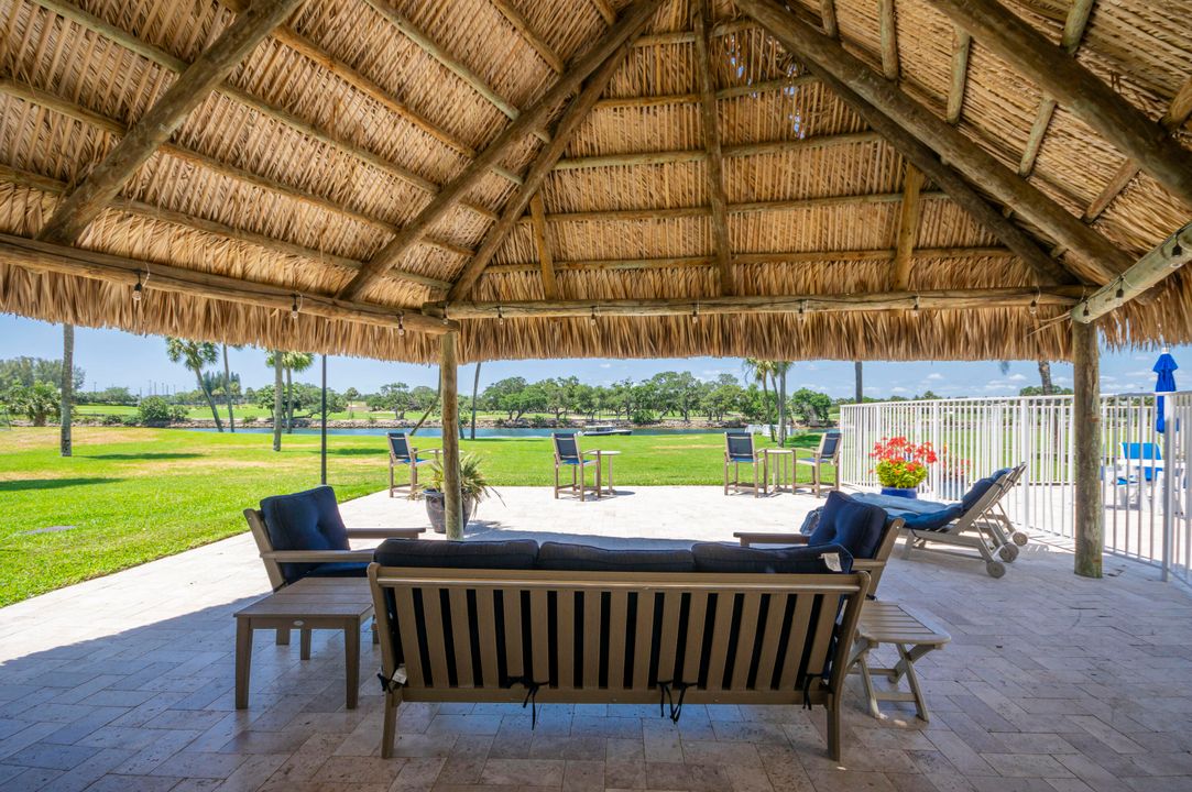 待售: $319,000 (2 贝兹, 2 浴室, 1160 平方英尺)