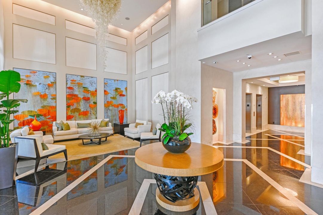 For Rent: $4,750 (1 beds, 1 baths, 755 Square Feet)