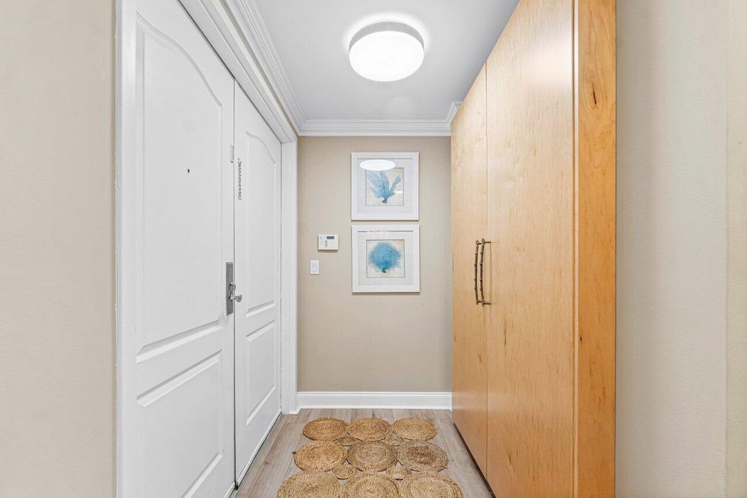 For Sale: $840,000 (3 beds, 2 baths, 1751 Square Feet)