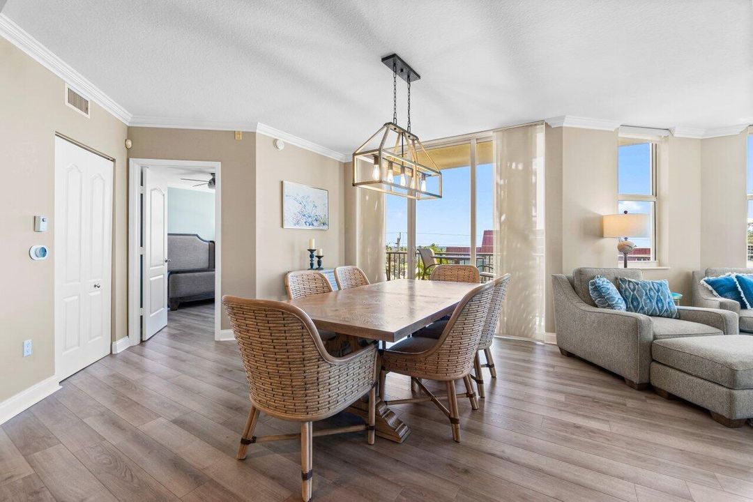 For Sale: $840,000 (3 beds, 2 baths, 1751 Square Feet)