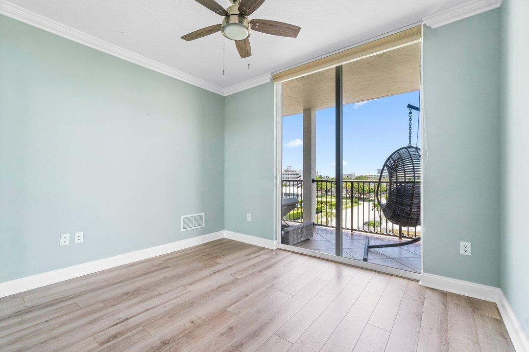 For Sale: $840,000 (3 beds, 2 baths, 1751 Square Feet)