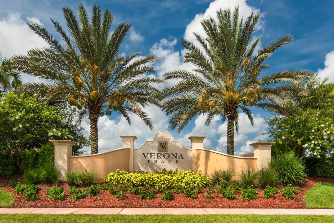 For Rent: $2,100 (3 beds, 2 baths, 900 Square Feet)