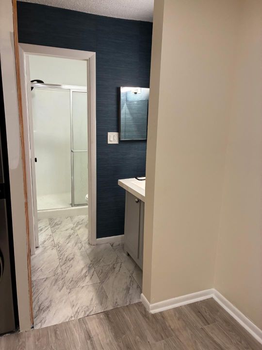 For Sale: $175,000 (2 beds, 2 baths, 775 Square Feet)