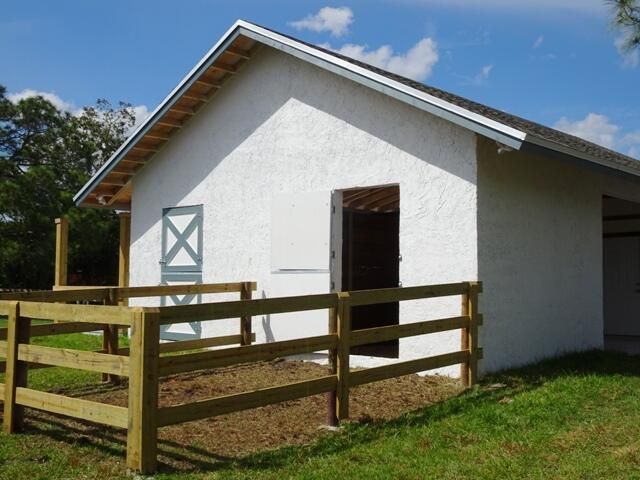 For Rent: $1,800 (0 beds, 0 baths, 200 Square Feet)