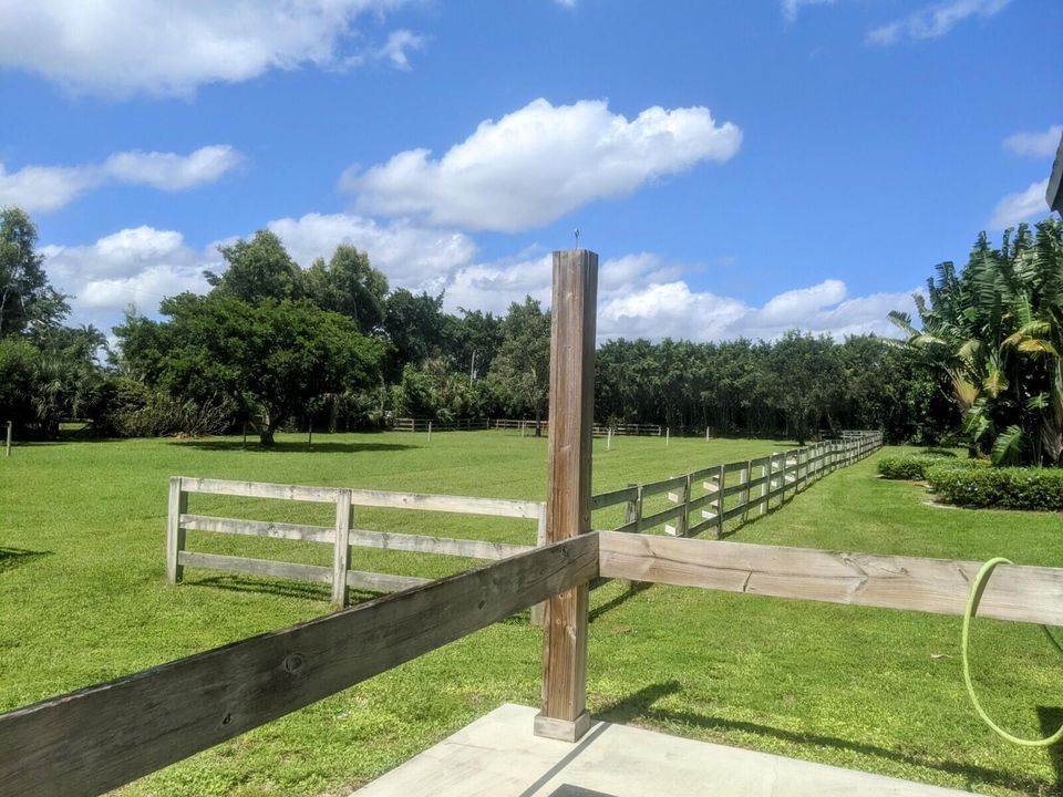 For Rent: $1,800 (0 beds, 0 baths, 200 Square Feet)