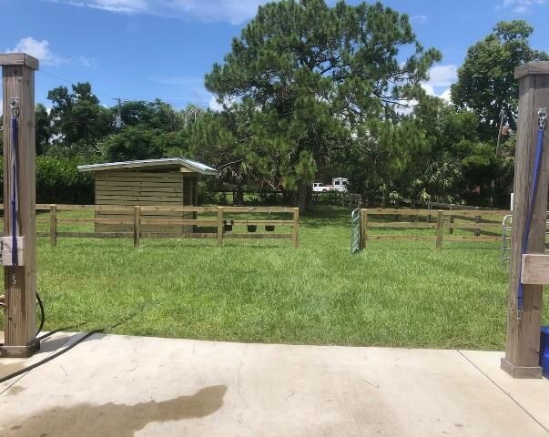 For Rent: $1,800 (0 beds, 0 baths, 200 Square Feet)