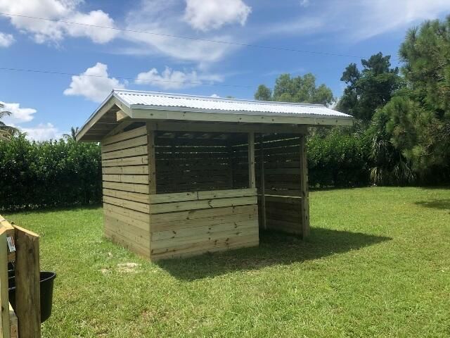 For Rent: $1,800 (0 beds, 0 baths, 200 Square Feet)