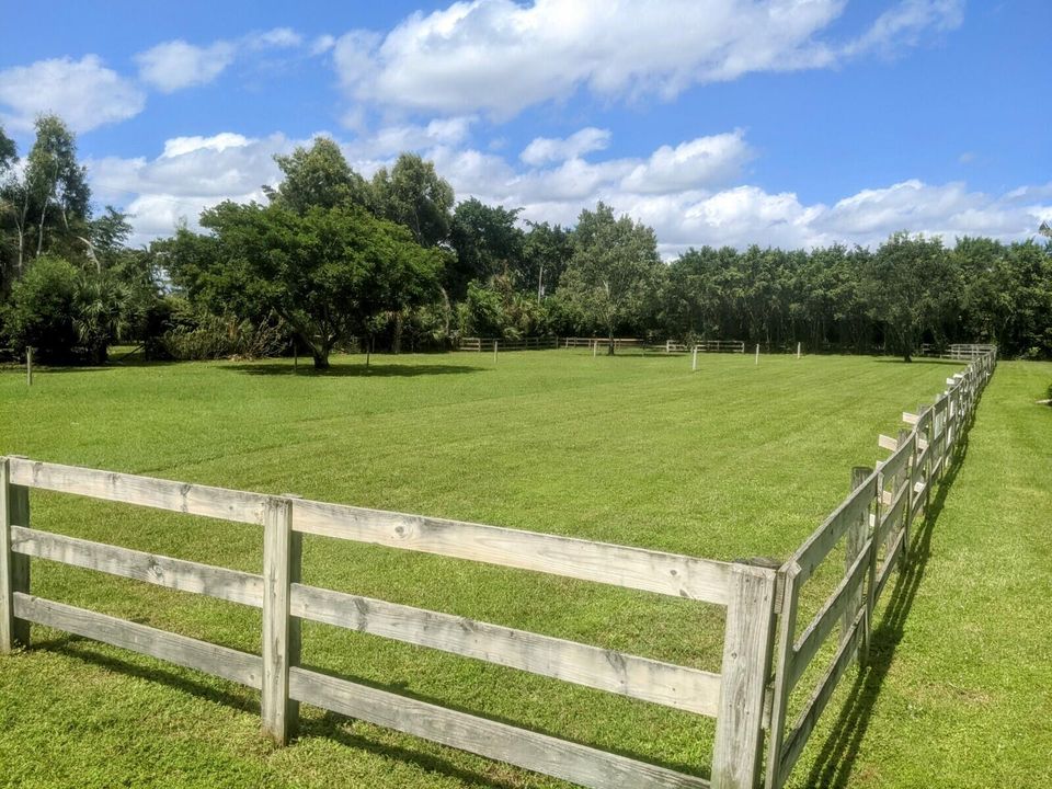 For Rent: $1,800 (0 beds, 0 baths, 200 Square Feet)