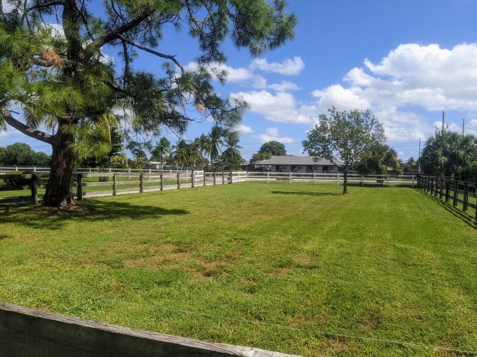 For Rent: $1,800 (0 beds, 0 baths, 200 Square Feet)