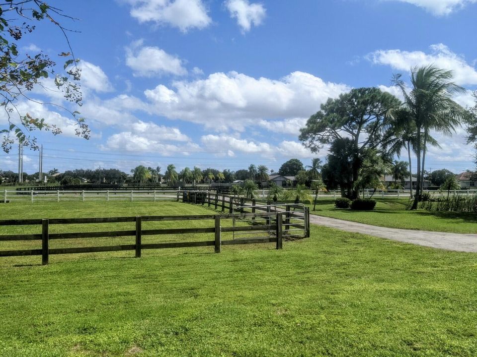 For Rent: $1,800 (0 beds, 0 baths, 200 Square Feet)