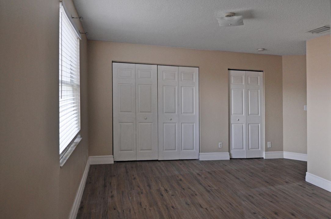 En Renta: $5,800 (4 camas, 2 baños, 3284 Pies cuadrados)