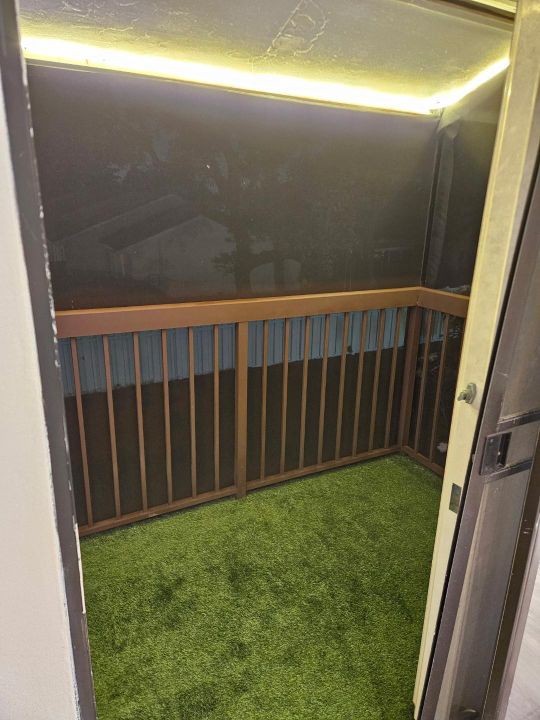 For Sale: $175,000 (2 beds, 2 baths, 775 Square Feet)