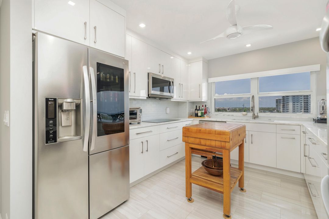 待售: $1,425,000 (2 贝兹, 2 浴室, 1760 平方英尺)