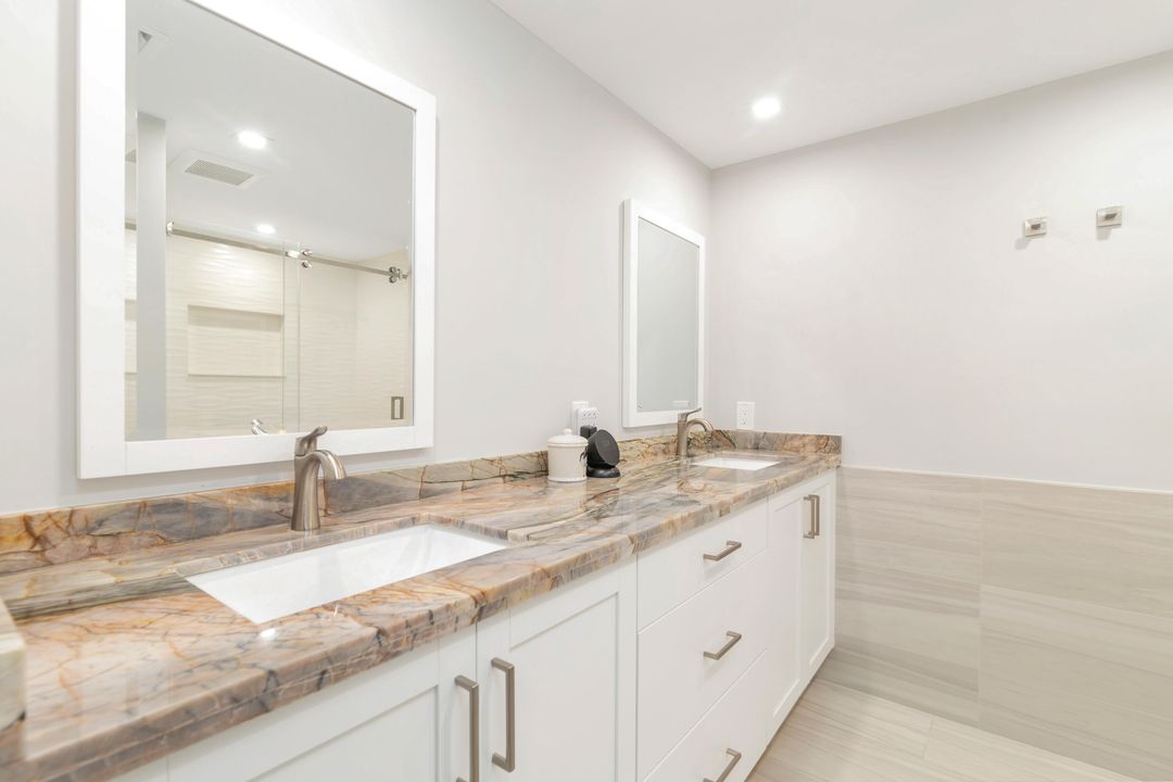 待售: $1,425,000 (2 贝兹, 2 浴室, 1760 平方英尺)