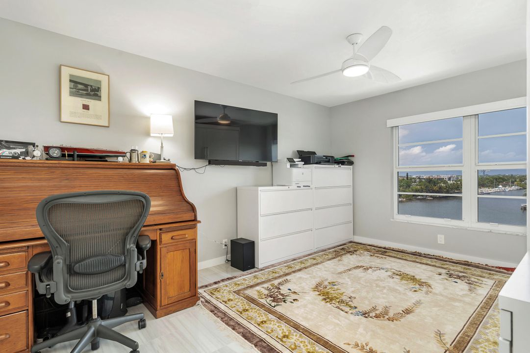 待售: $1,425,000 (2 贝兹, 2 浴室, 1760 平方英尺)