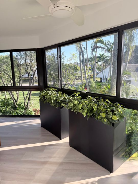 Active With Contract: $649,000 (2 beds, 2 baths, 1728 Square Feet)